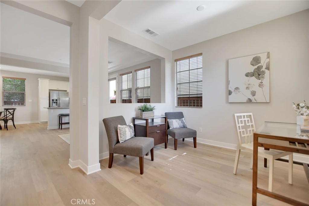 908 N Alameda Avenue