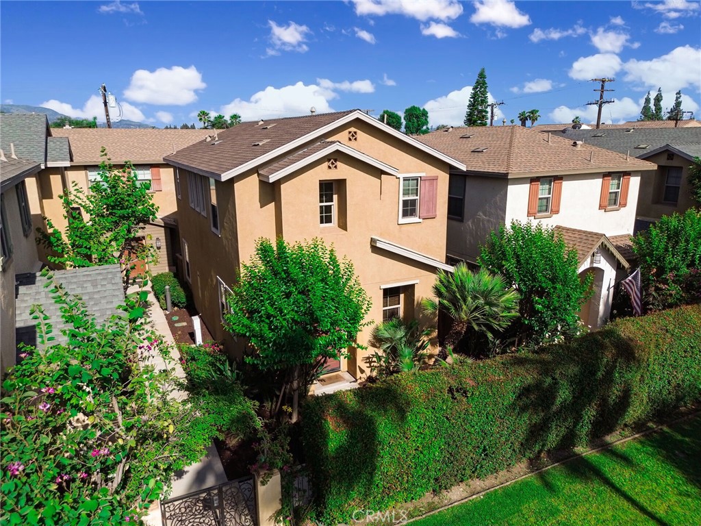 908 N Alameda Avenue