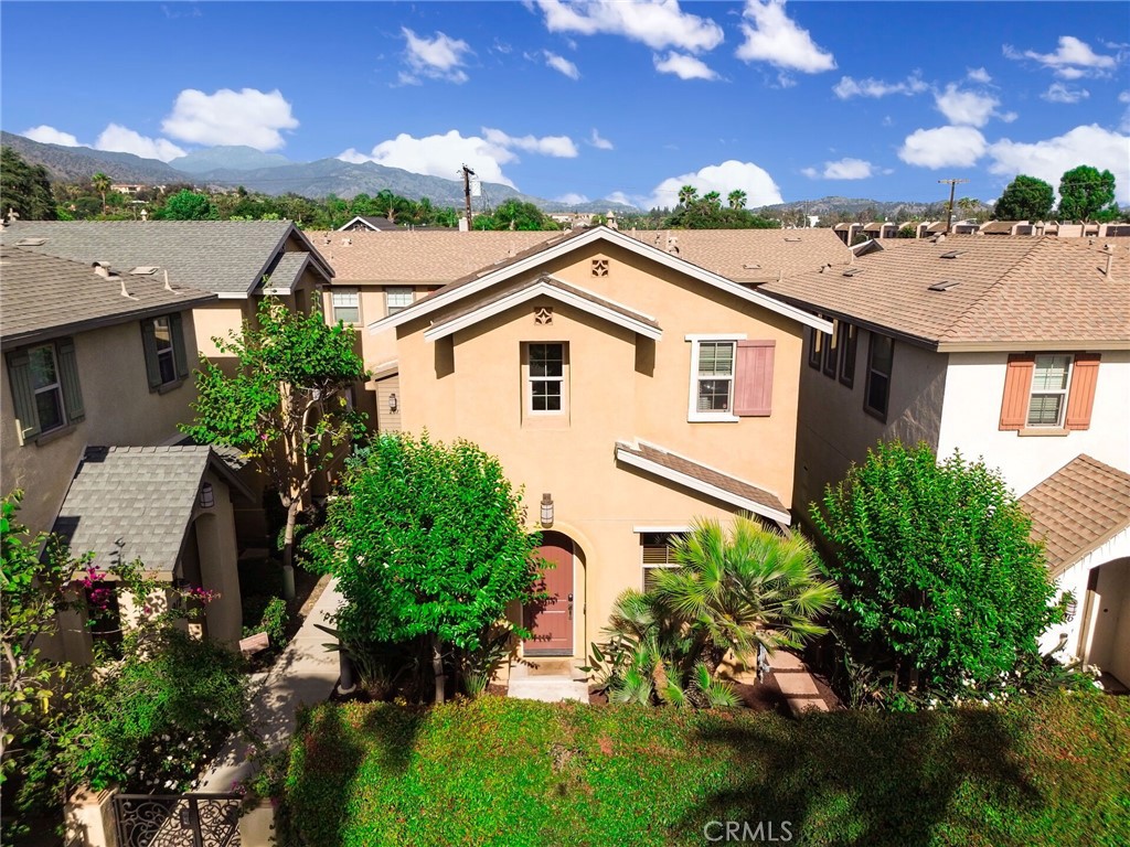 908 N Alameda Avenue