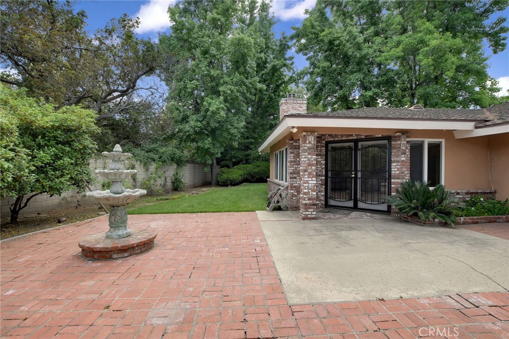 1740 Branch Oak Drive