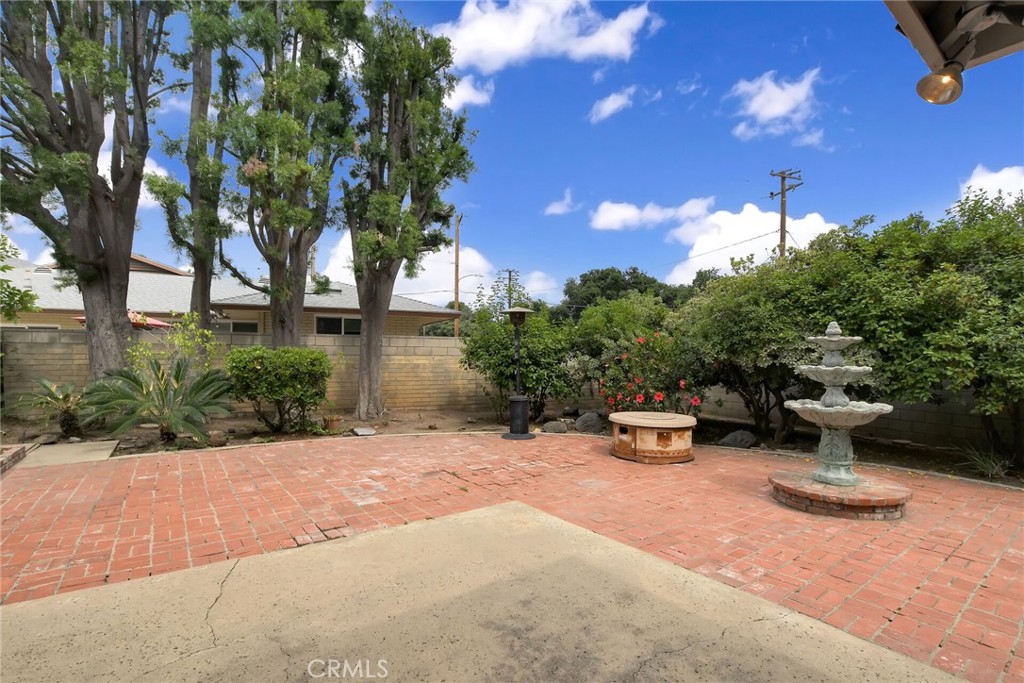 1740 Branch Oak Drive