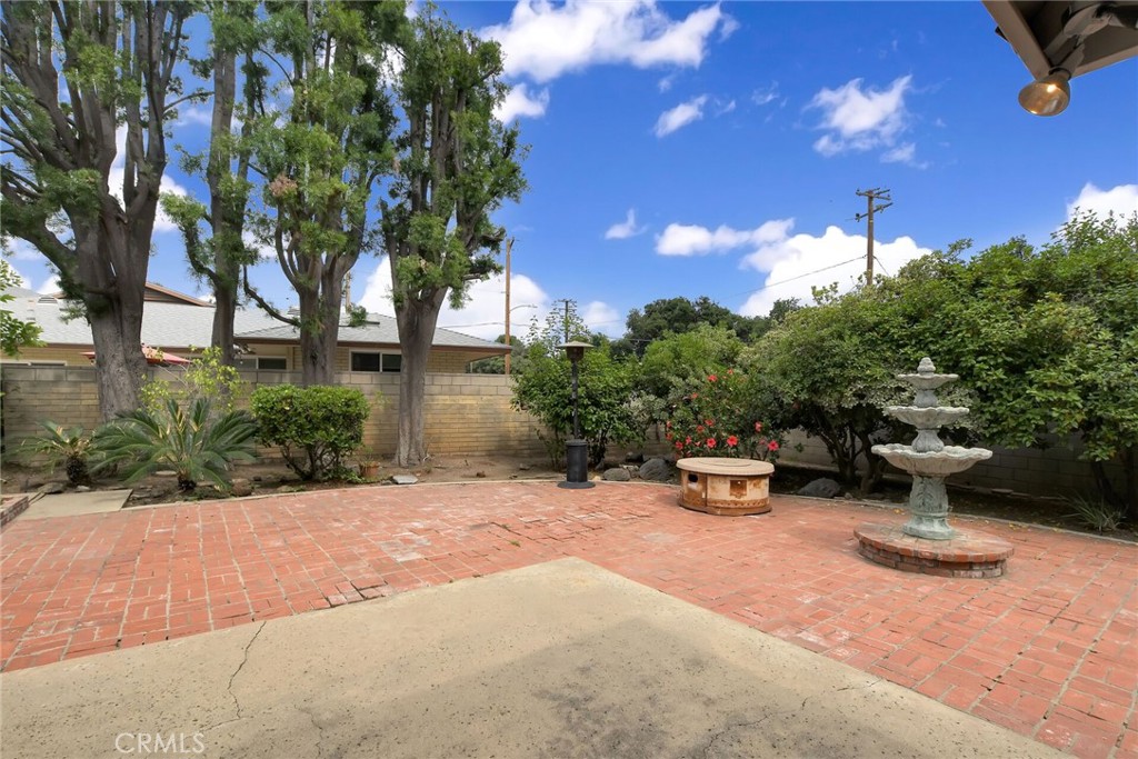 1740 Branch Oak Drive