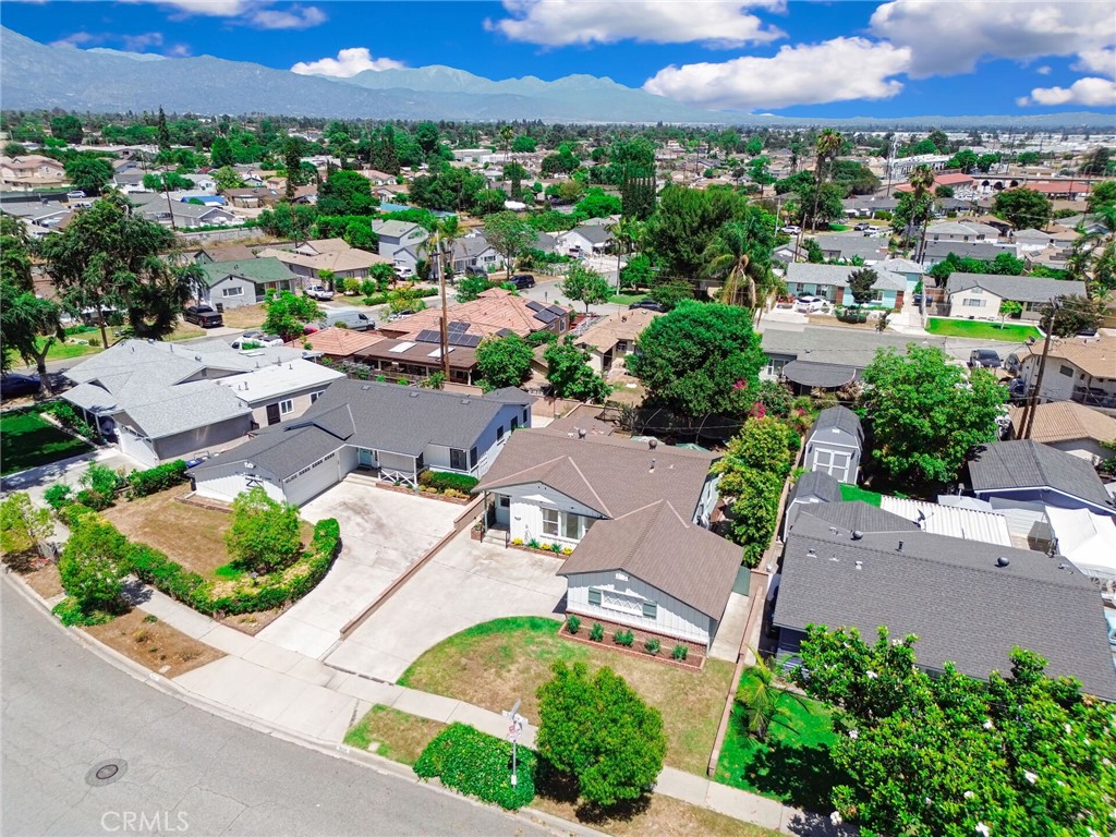 4554 Darlow Avenue