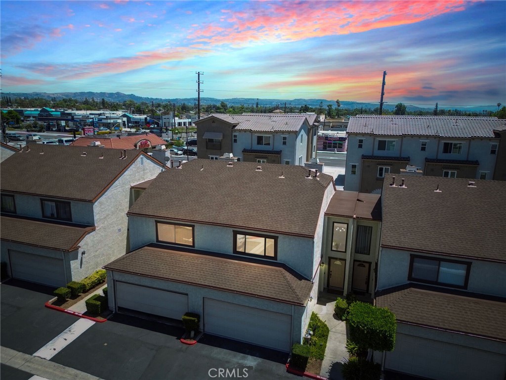 821 S Cerritos Avenue 18