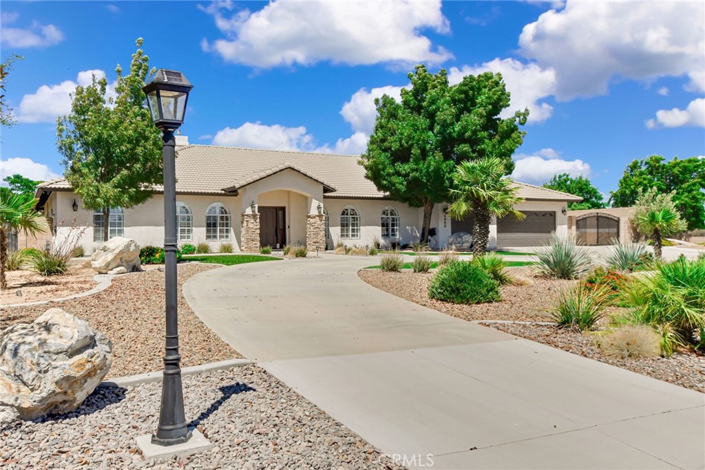 6980 Oak View Court