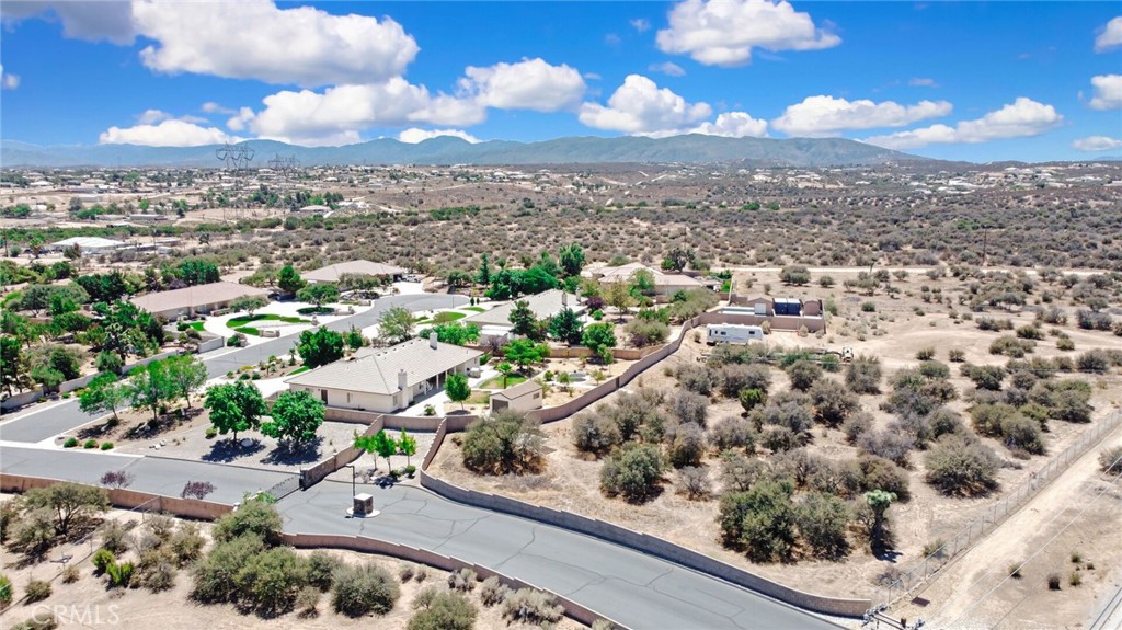6980 Oak View Court