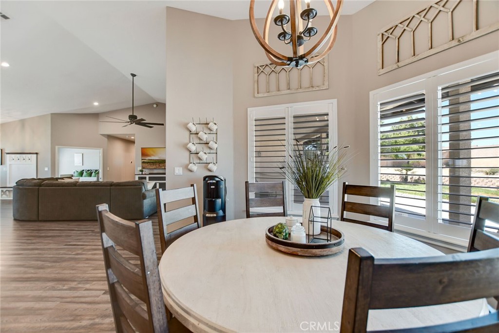 6980 Oak View Court