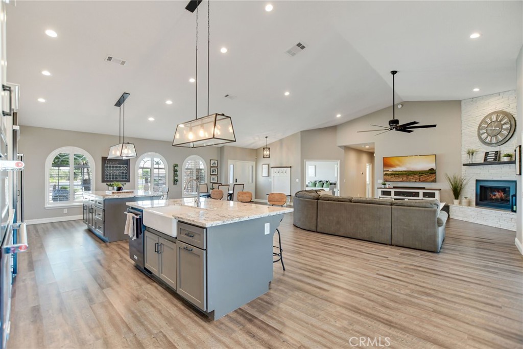 6980 Oak View Court