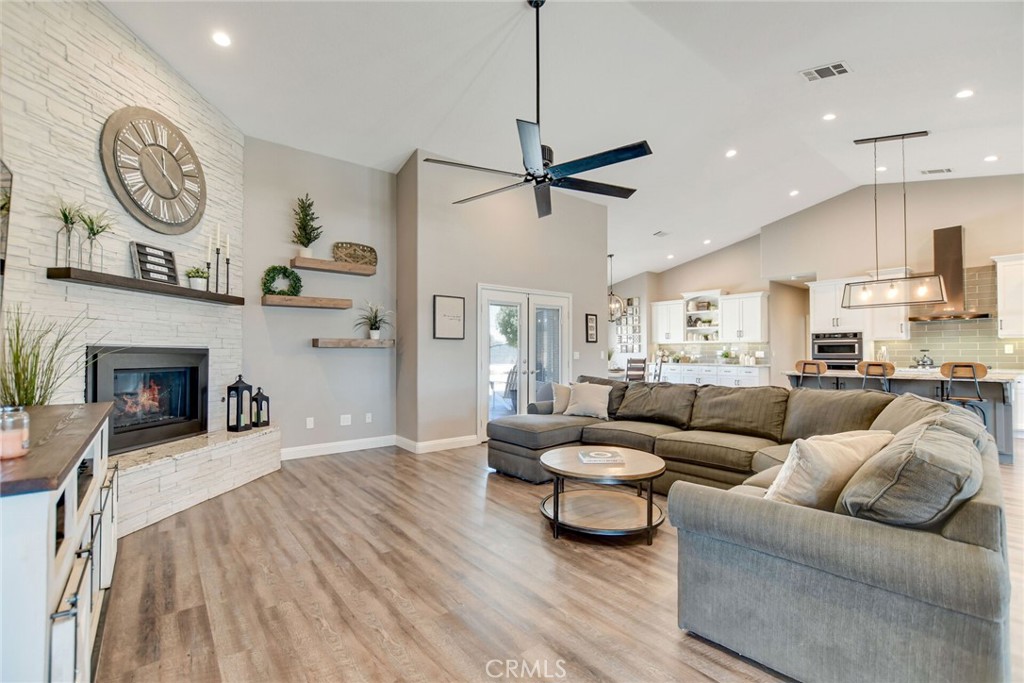6980 Oak View Court