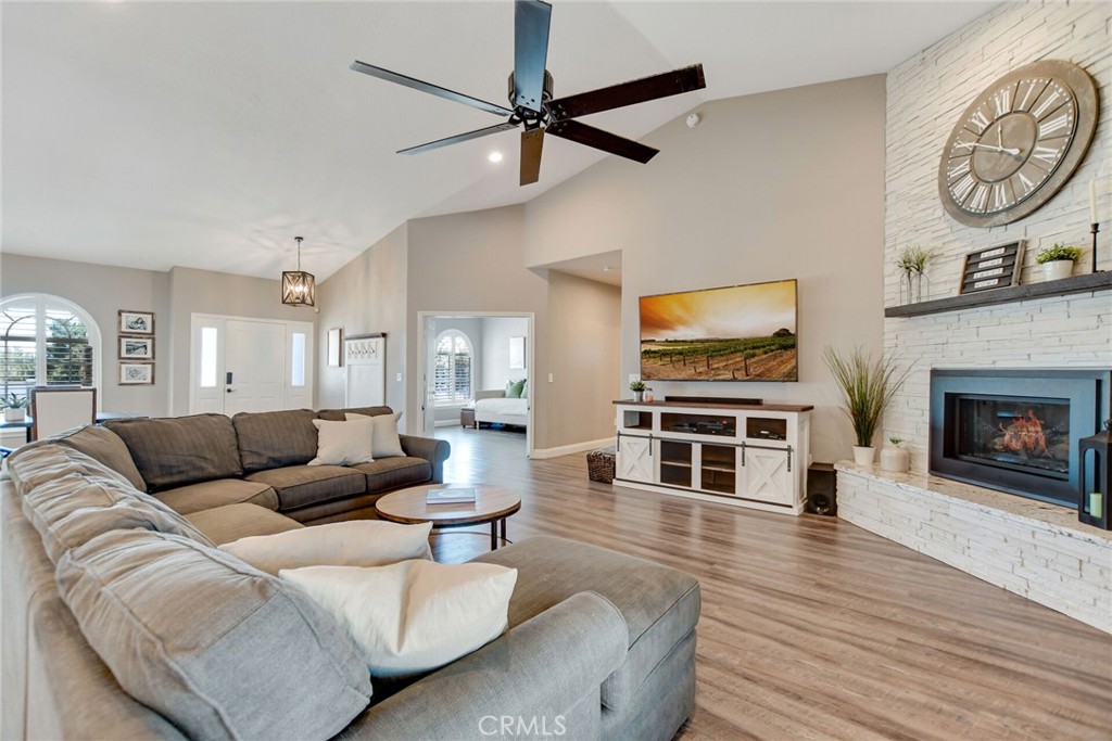 6980 Oak View Court