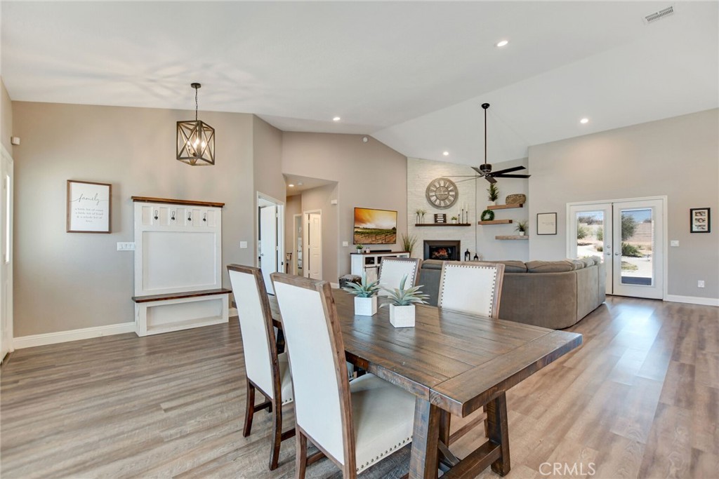 6980 Oak View Court