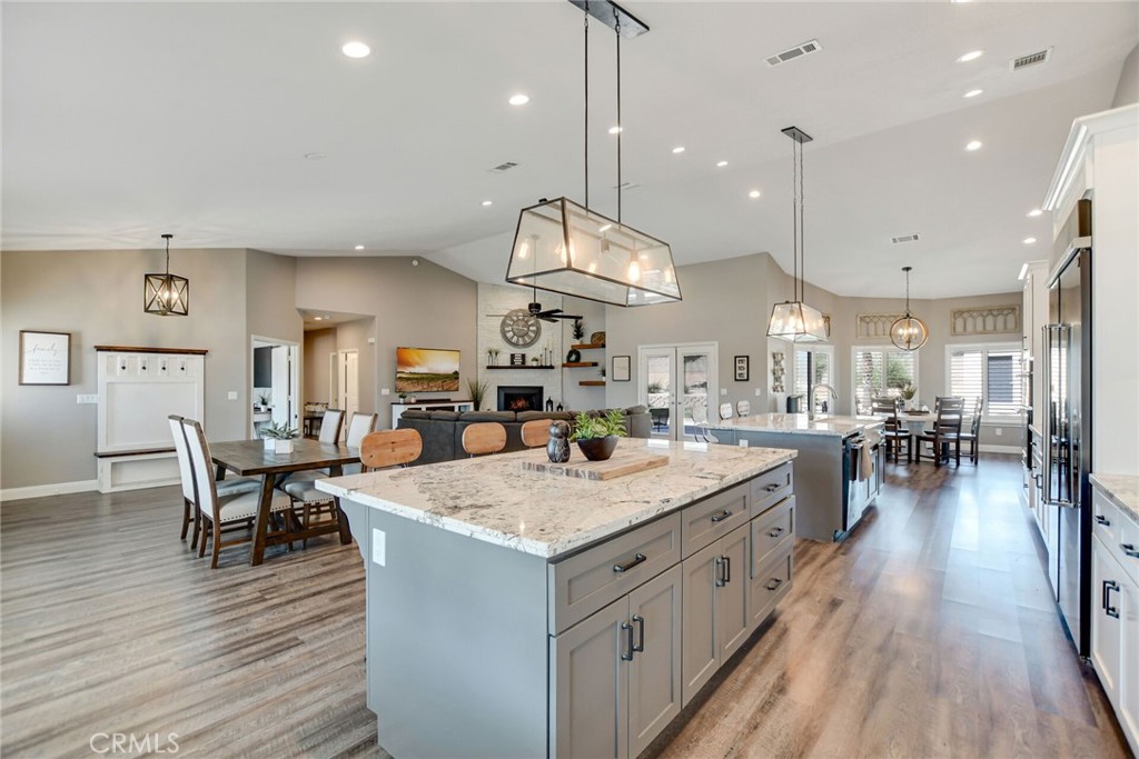 6980 Oak View Court