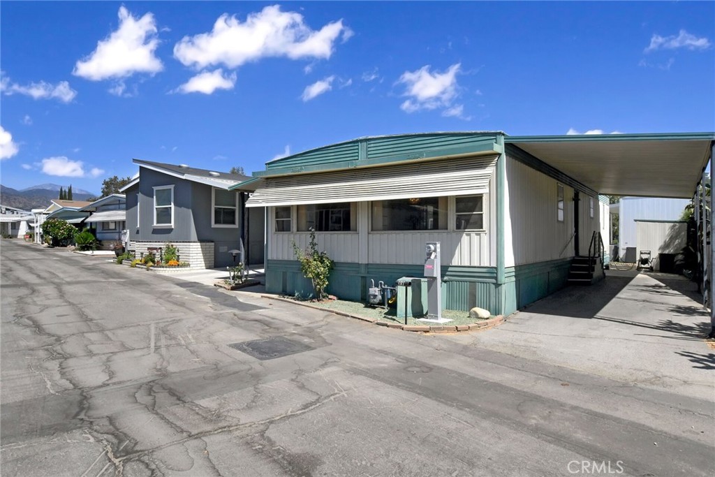 840 Foothill Blvd. 99