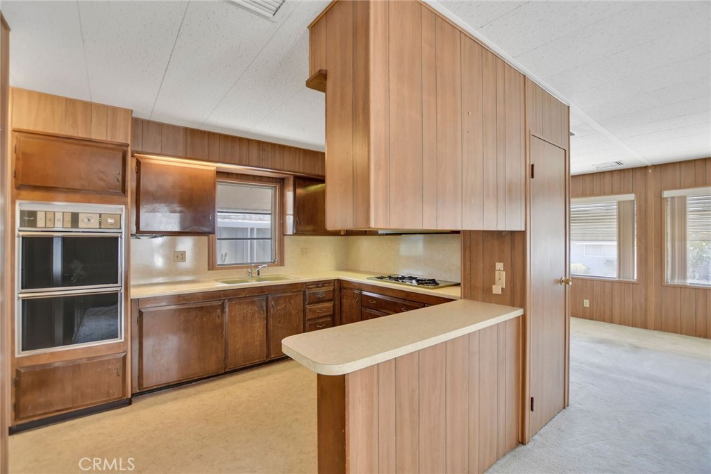 840 Foothill Blvd. 99