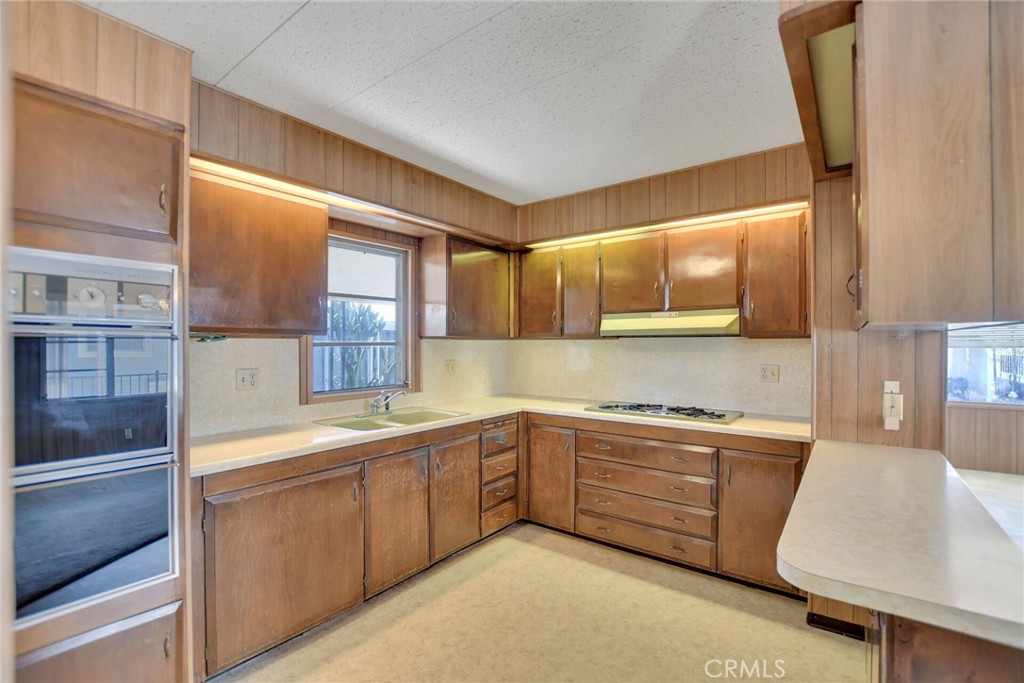 840 Foothill Blvd. 99