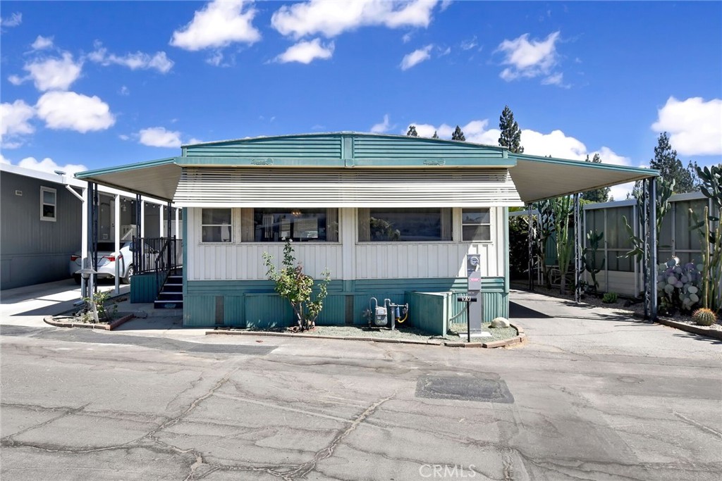 840 Foothill Blvd. 99