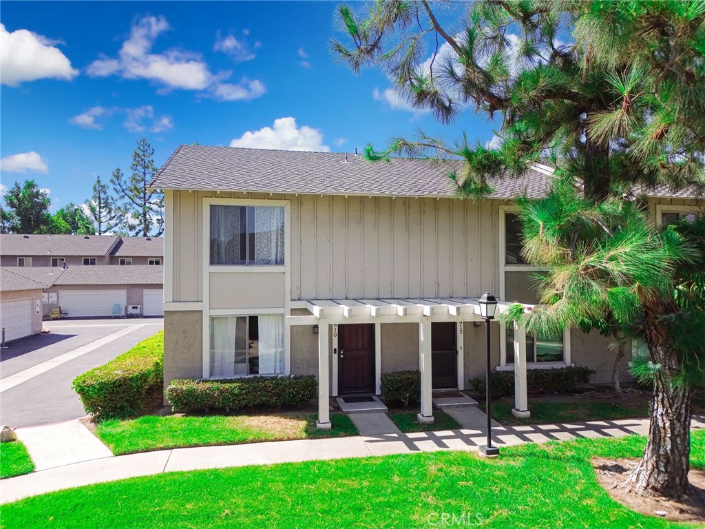 3810 Abbey Way
