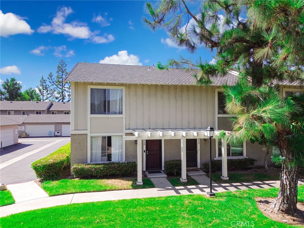3810 Abbey Way