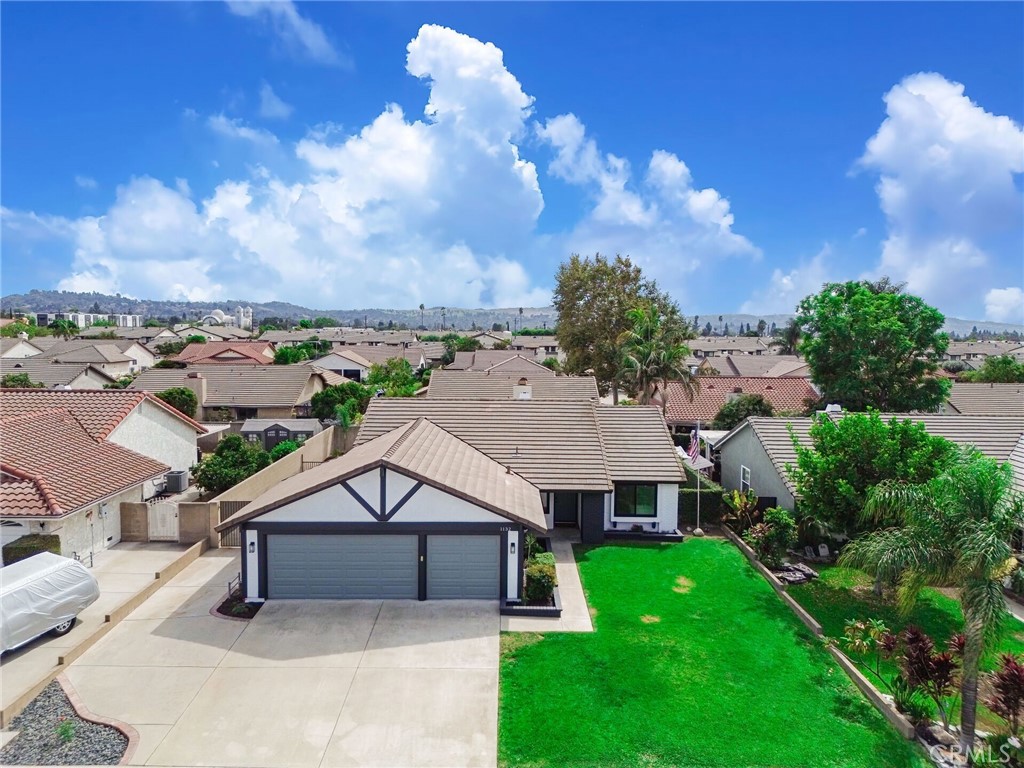 1132 E Plymouth Street