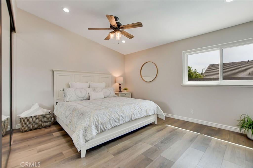 1132 E Plymouth Street