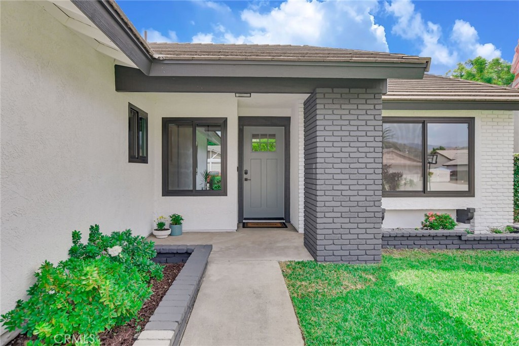 1132 E Plymouth Street