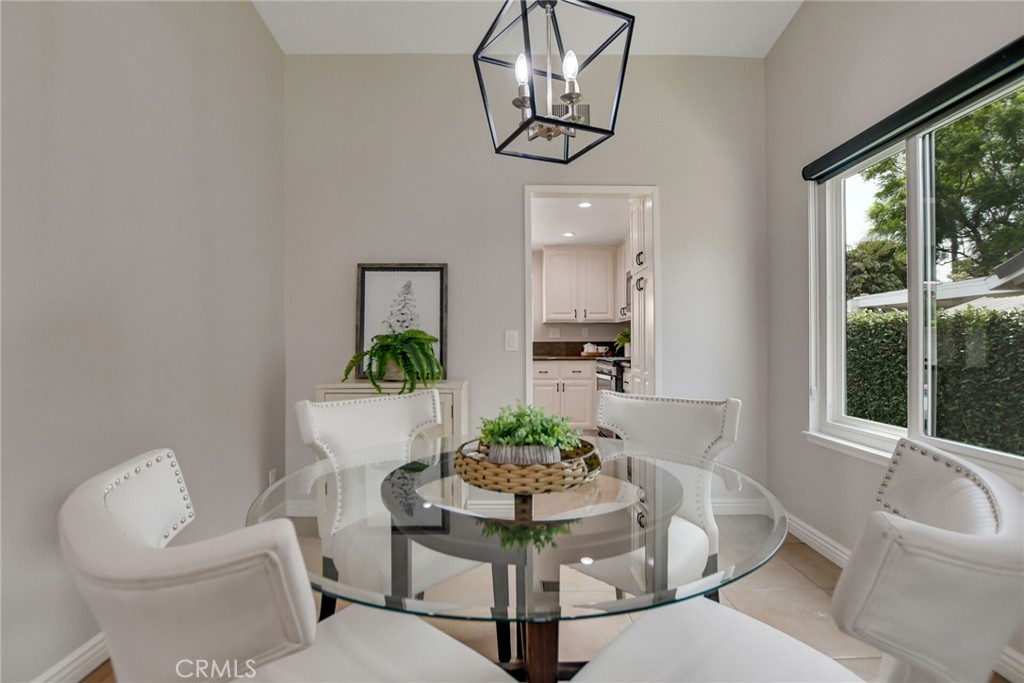 1132 E Plymouth Street