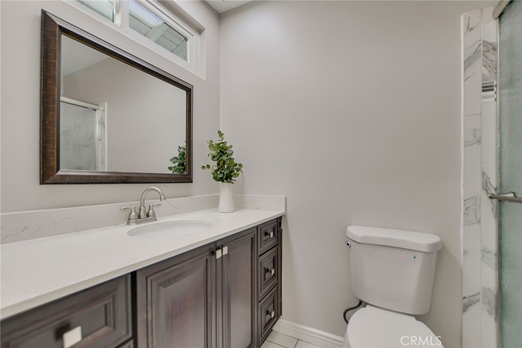 1132 E Plymouth Street