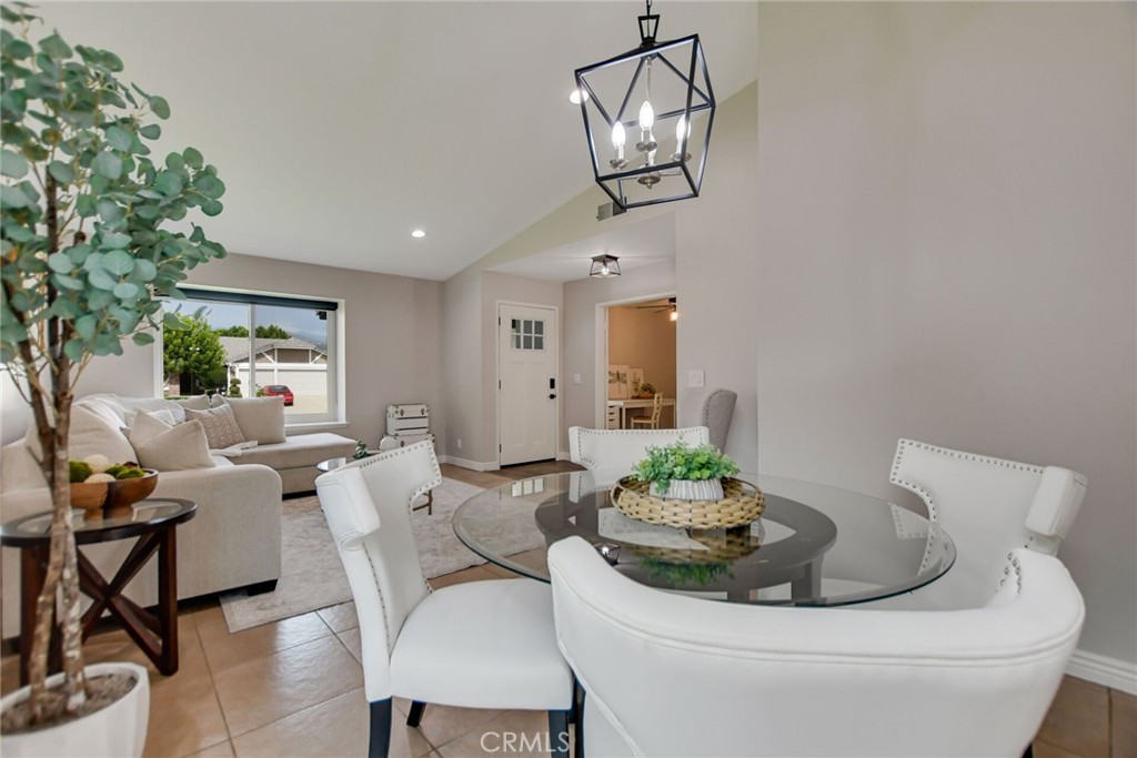 1132 E Plymouth Street