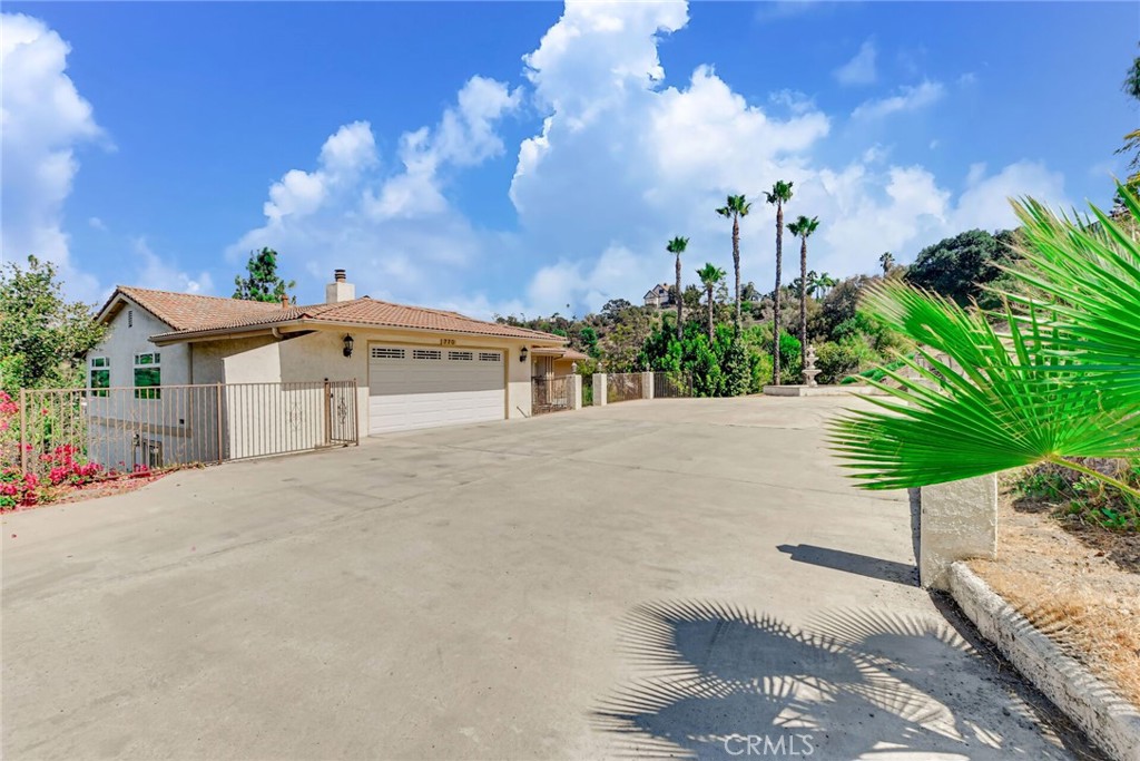 770 S Tonopah Court