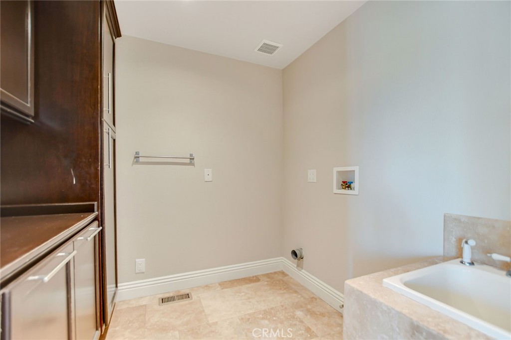 770 S Tonopah Court