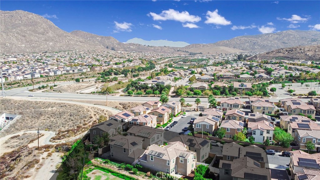 7891 Griffith Peak Street