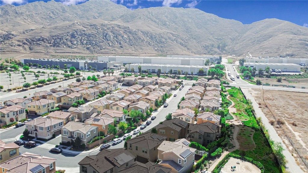 7891 Griffith Peak Street