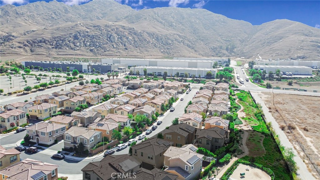 7891 Griffith Peak Street