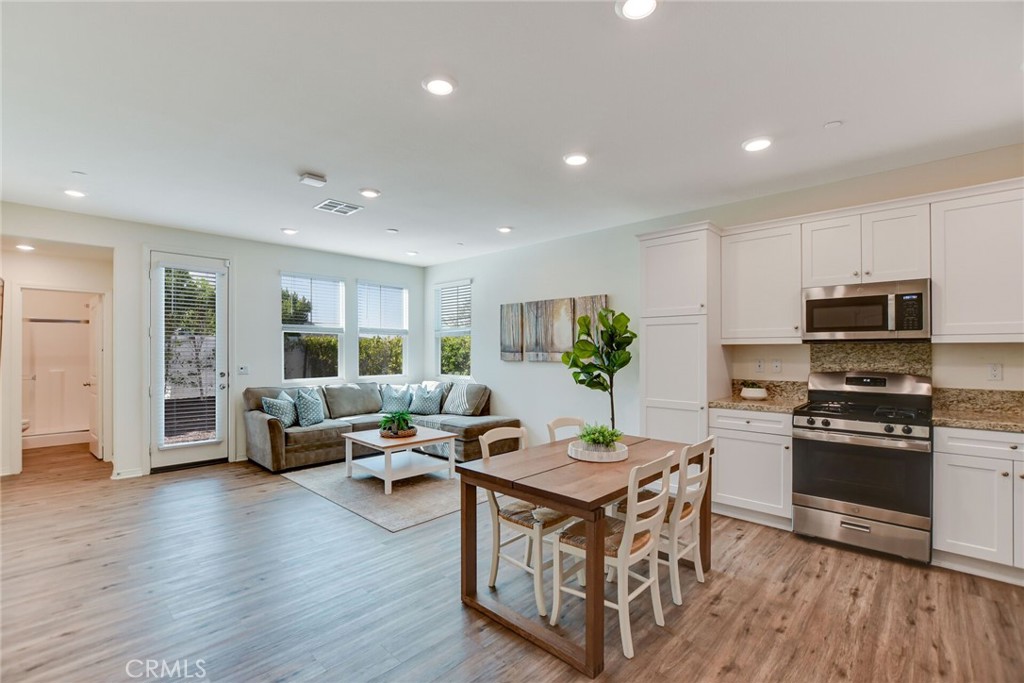 7891 Griffith Peak Street