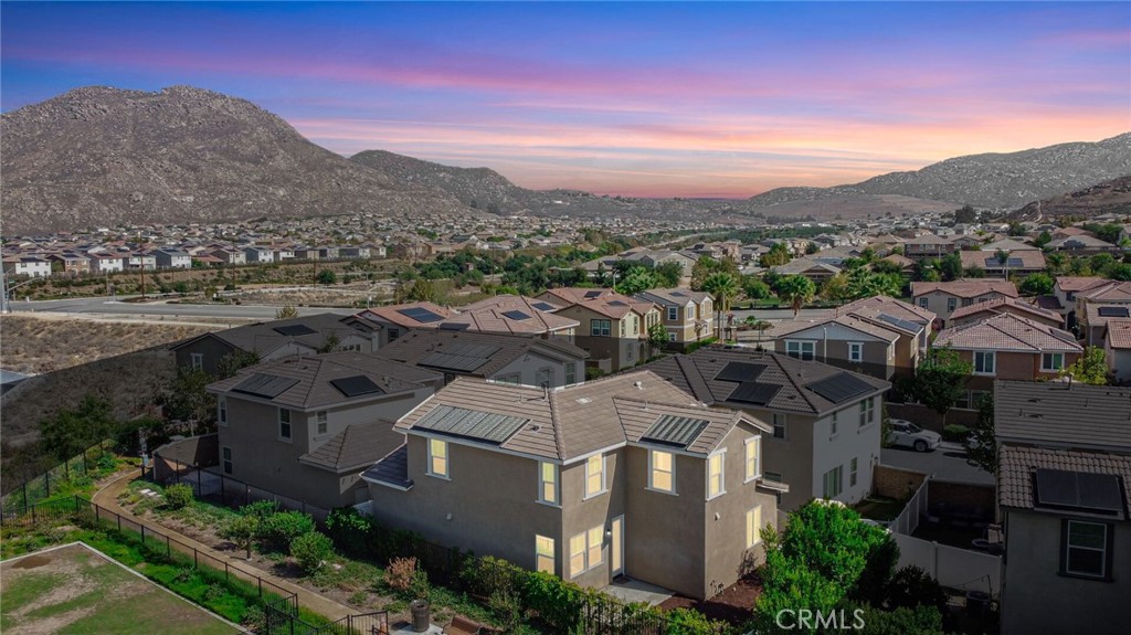 7891 Griffith Peak Street