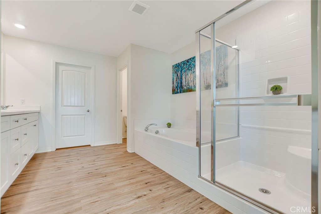 7891 Griffith Peak Street