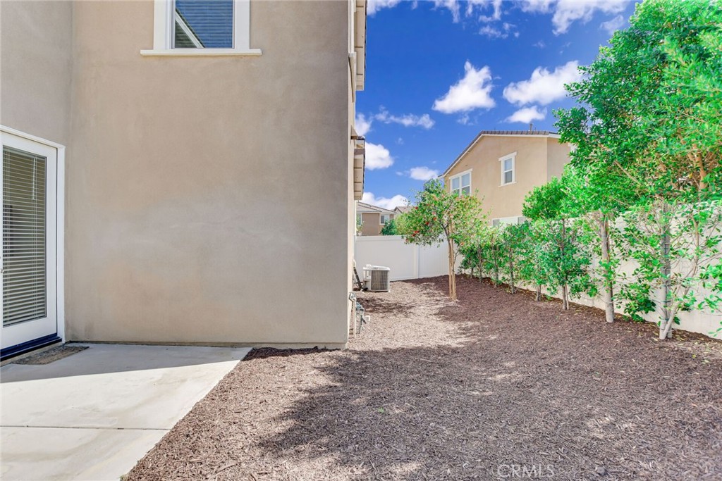 7891 Griffith Peak Street