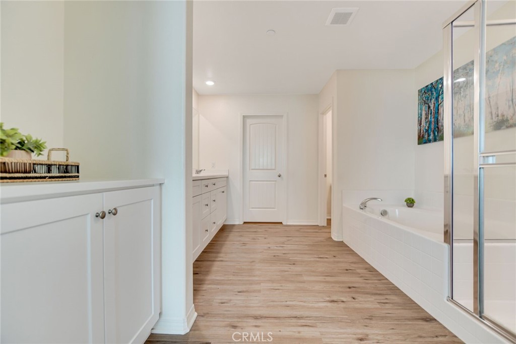 7891 Griffith Peak Street