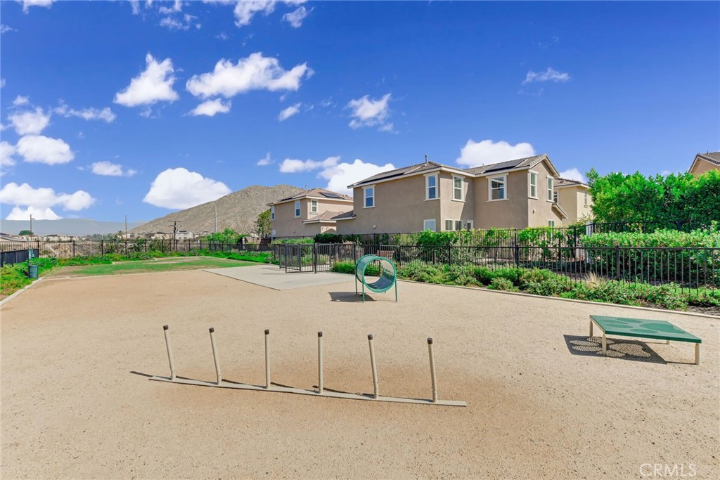 7891 Griffith Peak Street