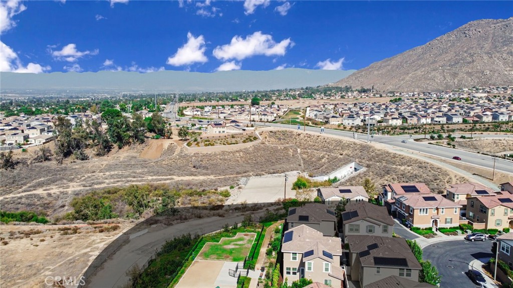 7891 Griffith Peak Street