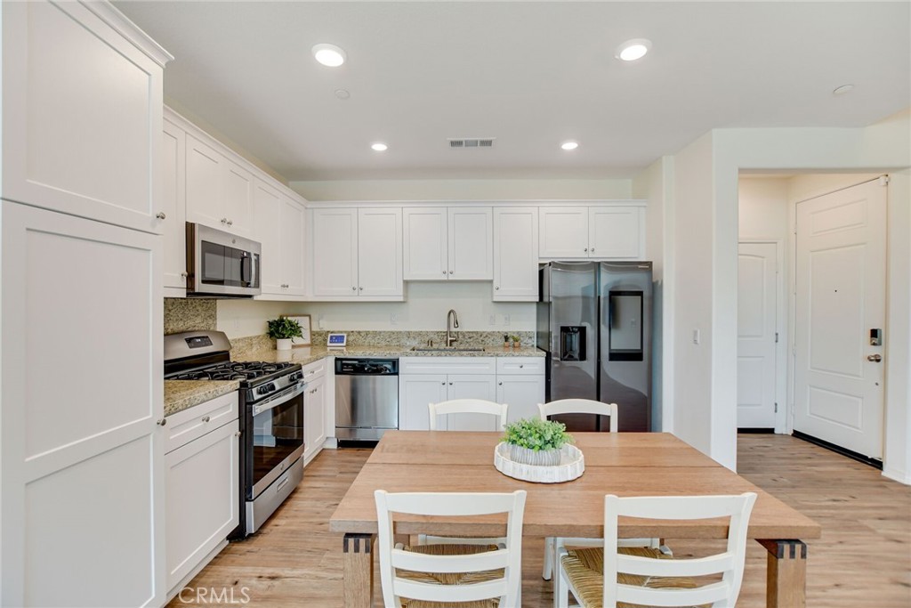 7891 Griffith Peak Street