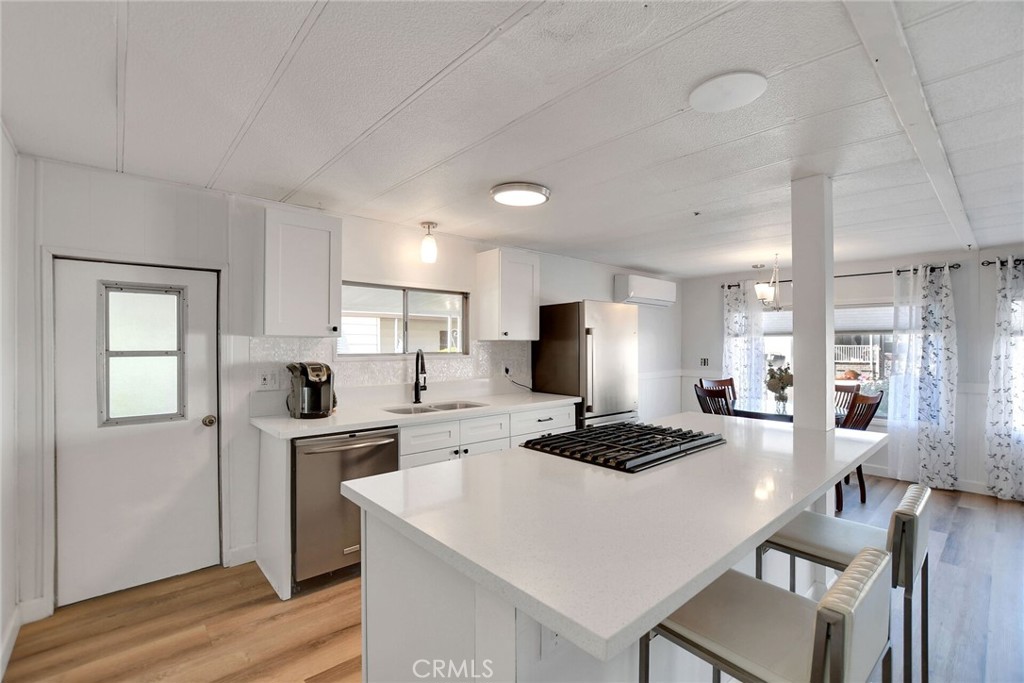 840 Foothill Boulevard 27