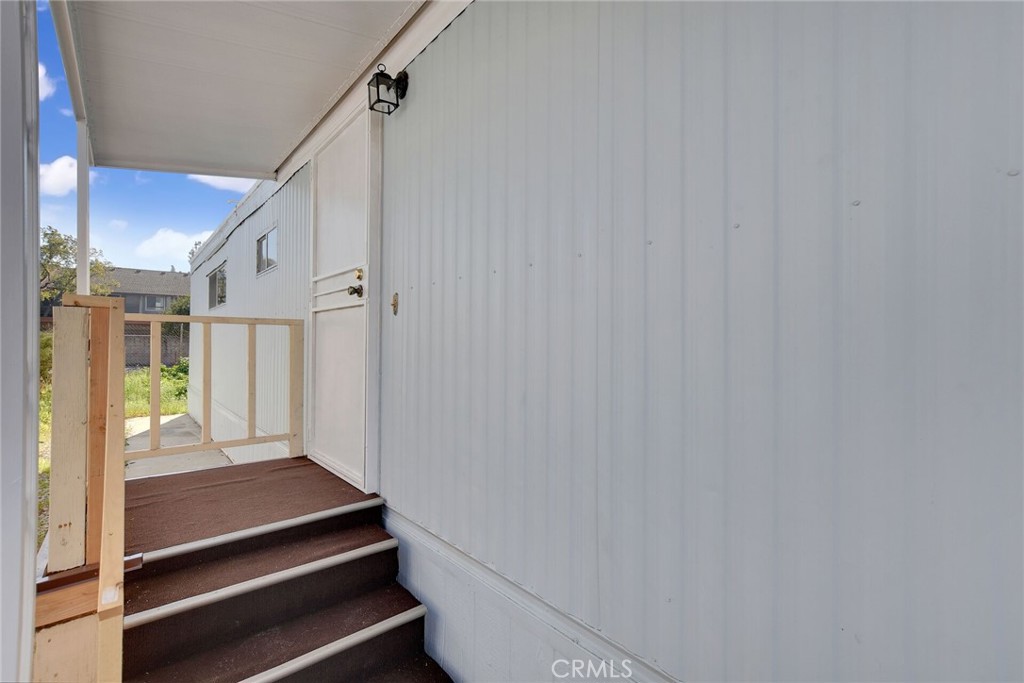 840 Foothill Boulevard 27