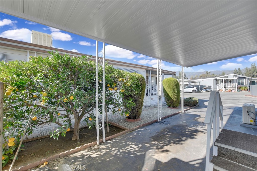 840 Foothill Boulevard 27