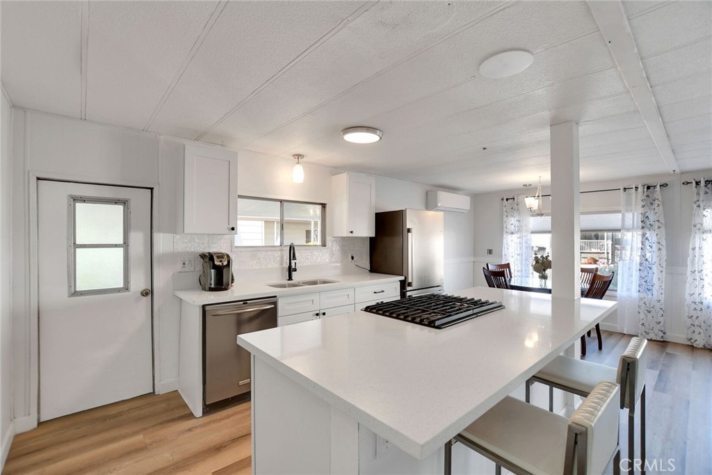 840 Foothill Boulevard 27