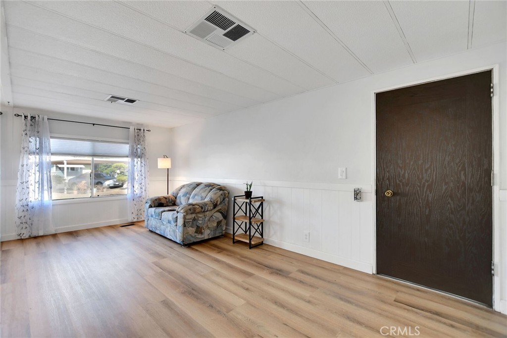 840 Foothill Boulevard 27