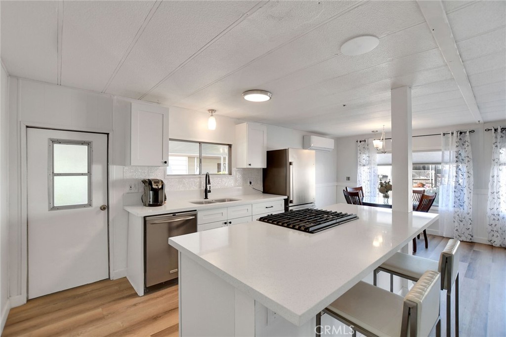 840 Foothill Boulevard 27