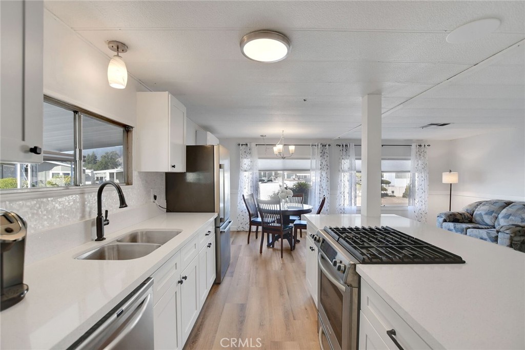 840 Foothill Boulevard 27