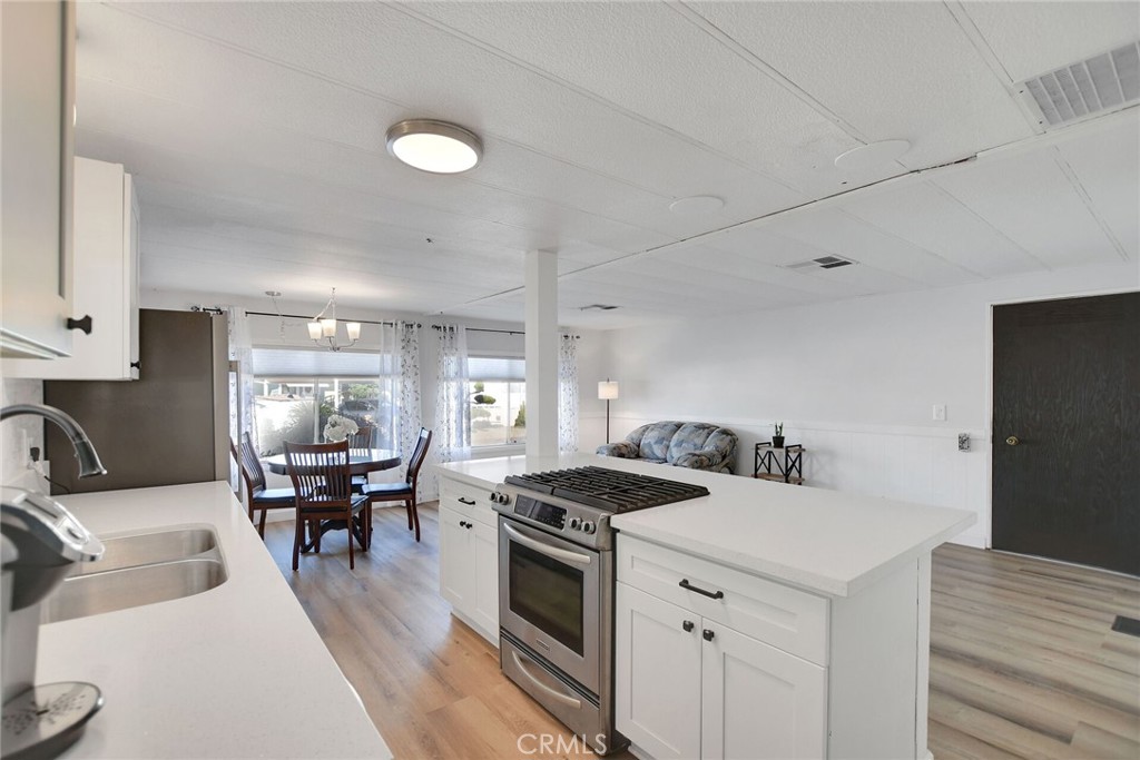 840 Foothill Boulevard 27