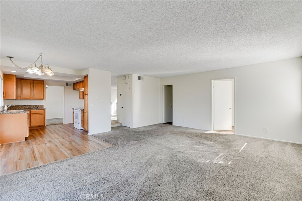 2785 Westfield